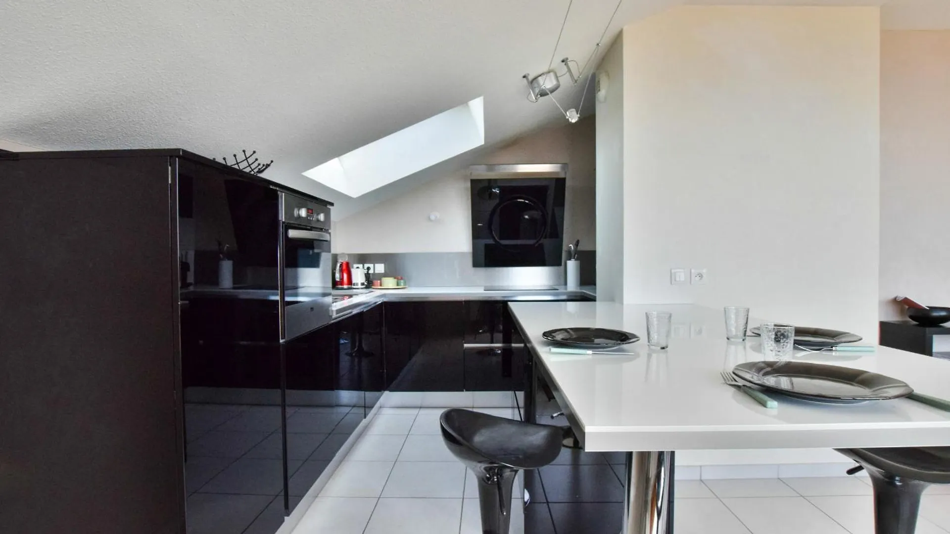 Appartement Évian-les-Bains, 2 pièces, 4 personnes - FR-1-498-69 0*, Évian-les-Bains